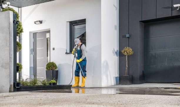 Best Pool Deck Cleaning  in Patterson Tract, CA